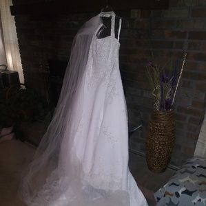 Wedding dress